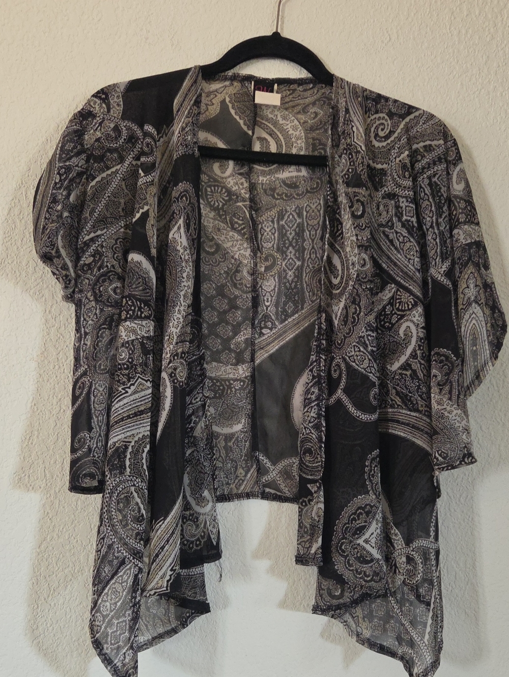 Wrapper Black and White Paisley Sheer Open-Front Poncho Shrug